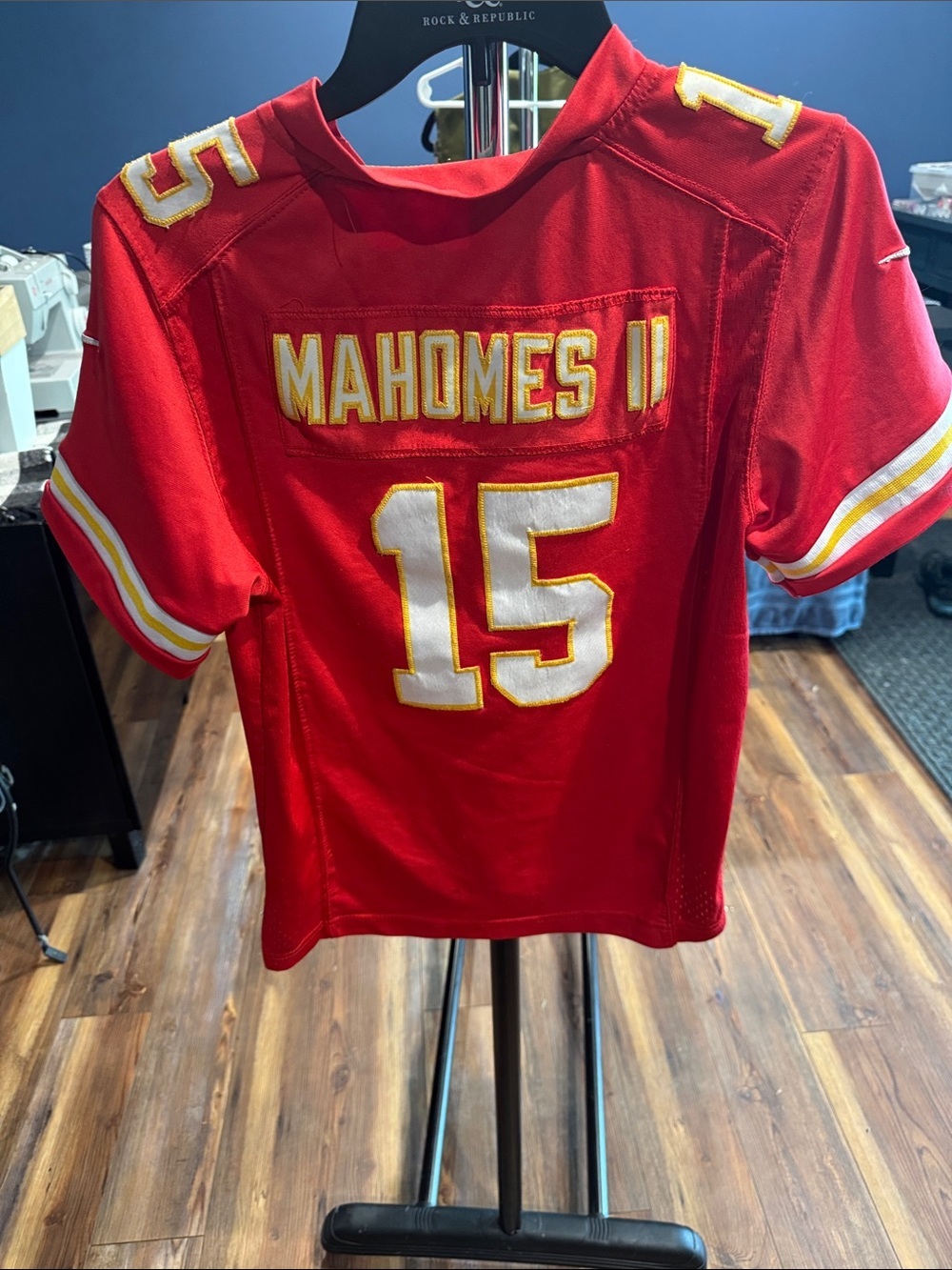 NFL Youth Red Kansas City Chiefs #15 Jersey with Yellow & White Trim - Picture 2 of 3